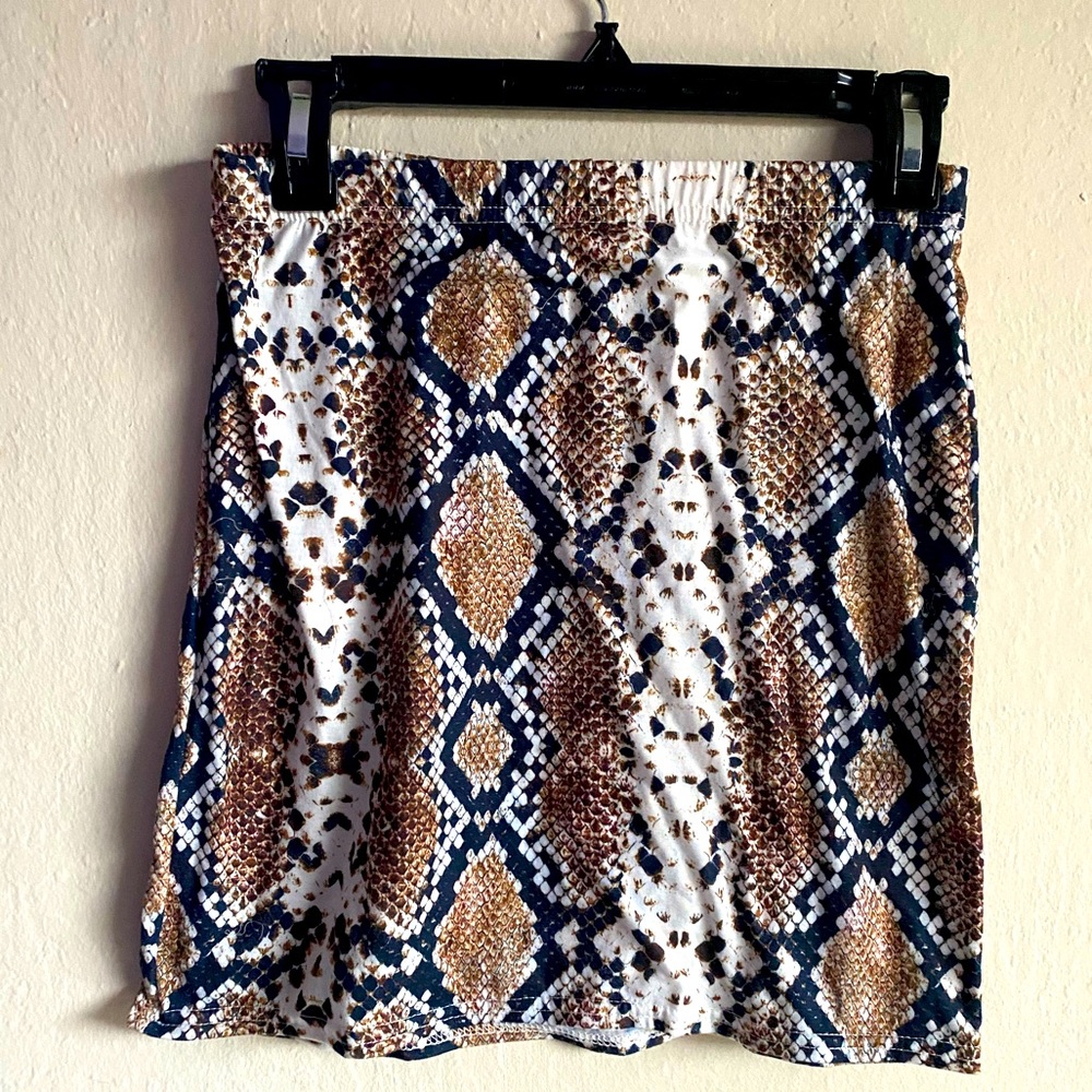 NASTY GAL | snake skin pattern mini skirt | women’s 6
